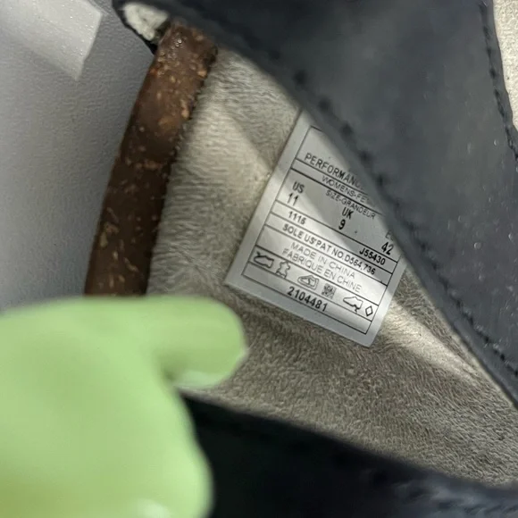 Merrell Revalli Aura Black
Leather Wedge Sandals Women's Size 11 - Picture 8 of 12